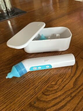 Frida Electric Nasal Aspirator with Travel Case